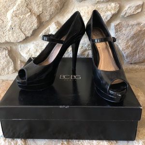 EUC peep toe Mary Jane platform heels